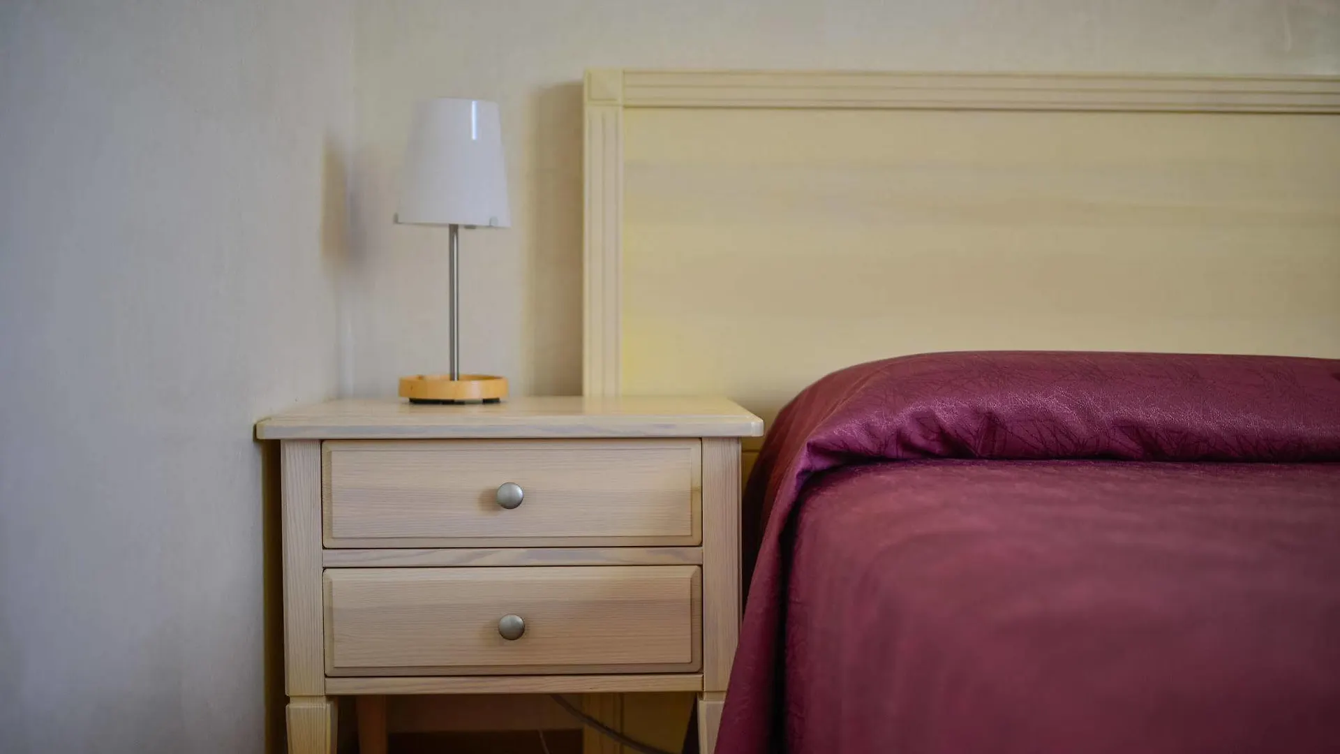 Hotel Crotto Di Gittana Perledo 3*,  Italia